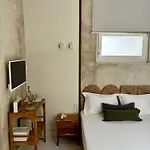 Synoikies By Oikieskiathos Holiday home *