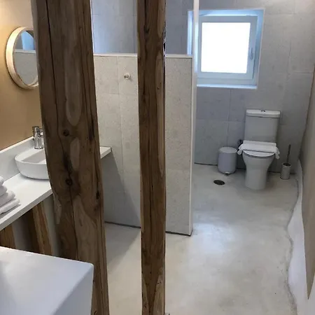 Synoikies By Oikieskiathos *