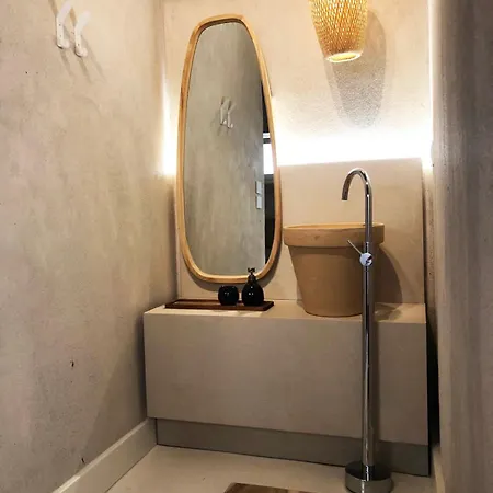 Synoikies By Oikieskiathos