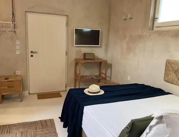 Holiday home Synoikies By Oikieskiathos Skiathos Town