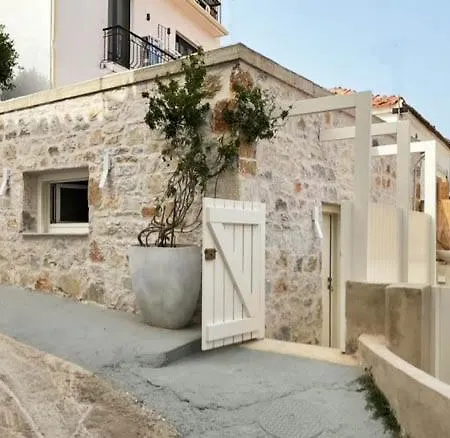 Casa de Férias Synoikies By Oikieskiathos *