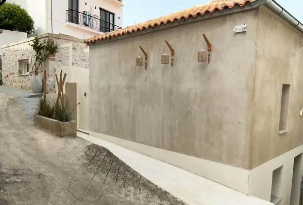 Synoikies By Oikieskiathos Skiathos