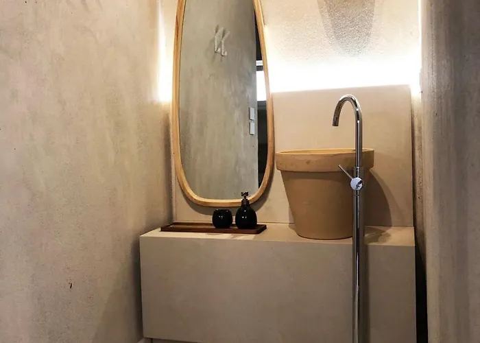 Synoikies By Oikieskiathos